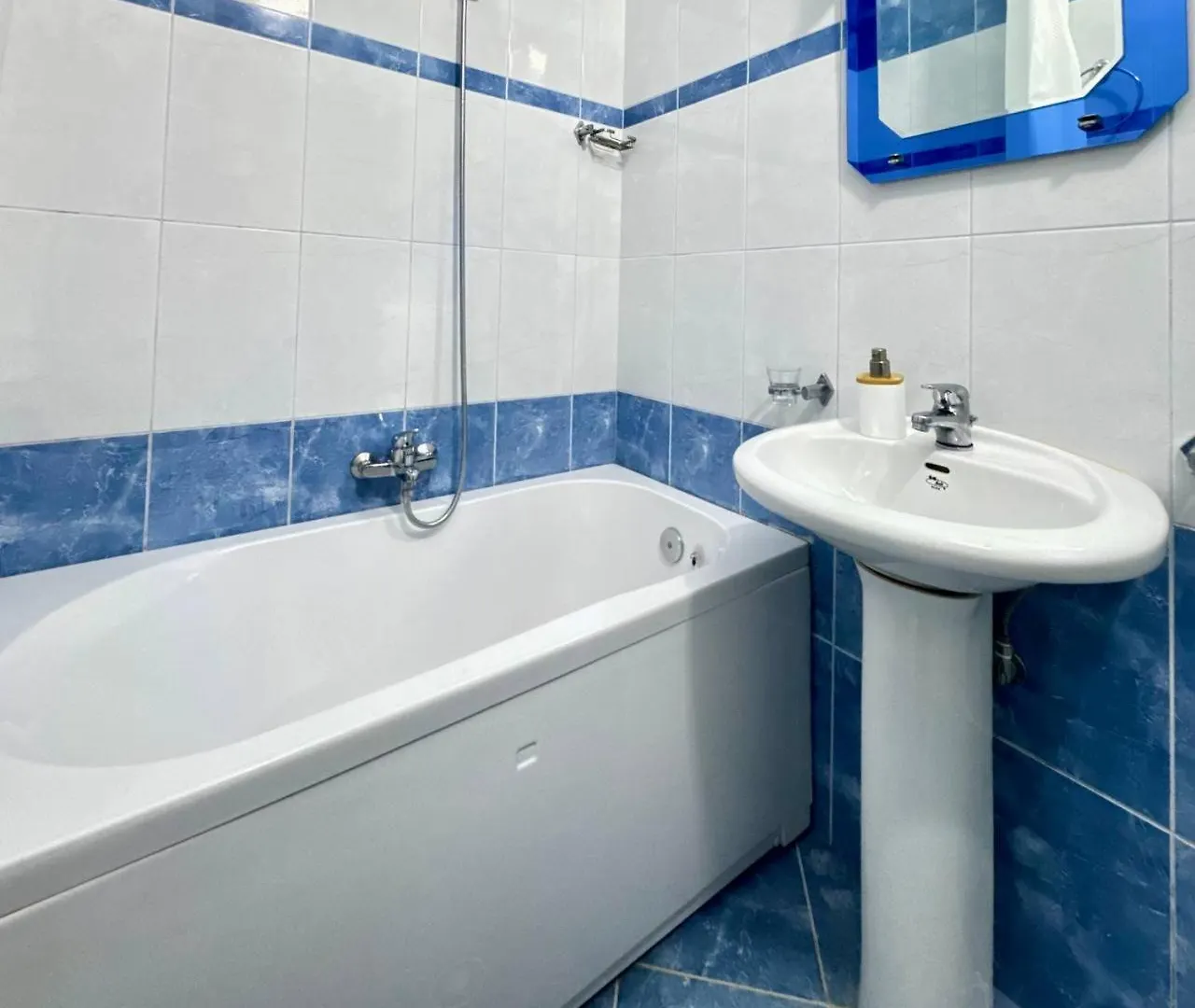 Blue Spacious Sea View Apartment Sarande 0*,